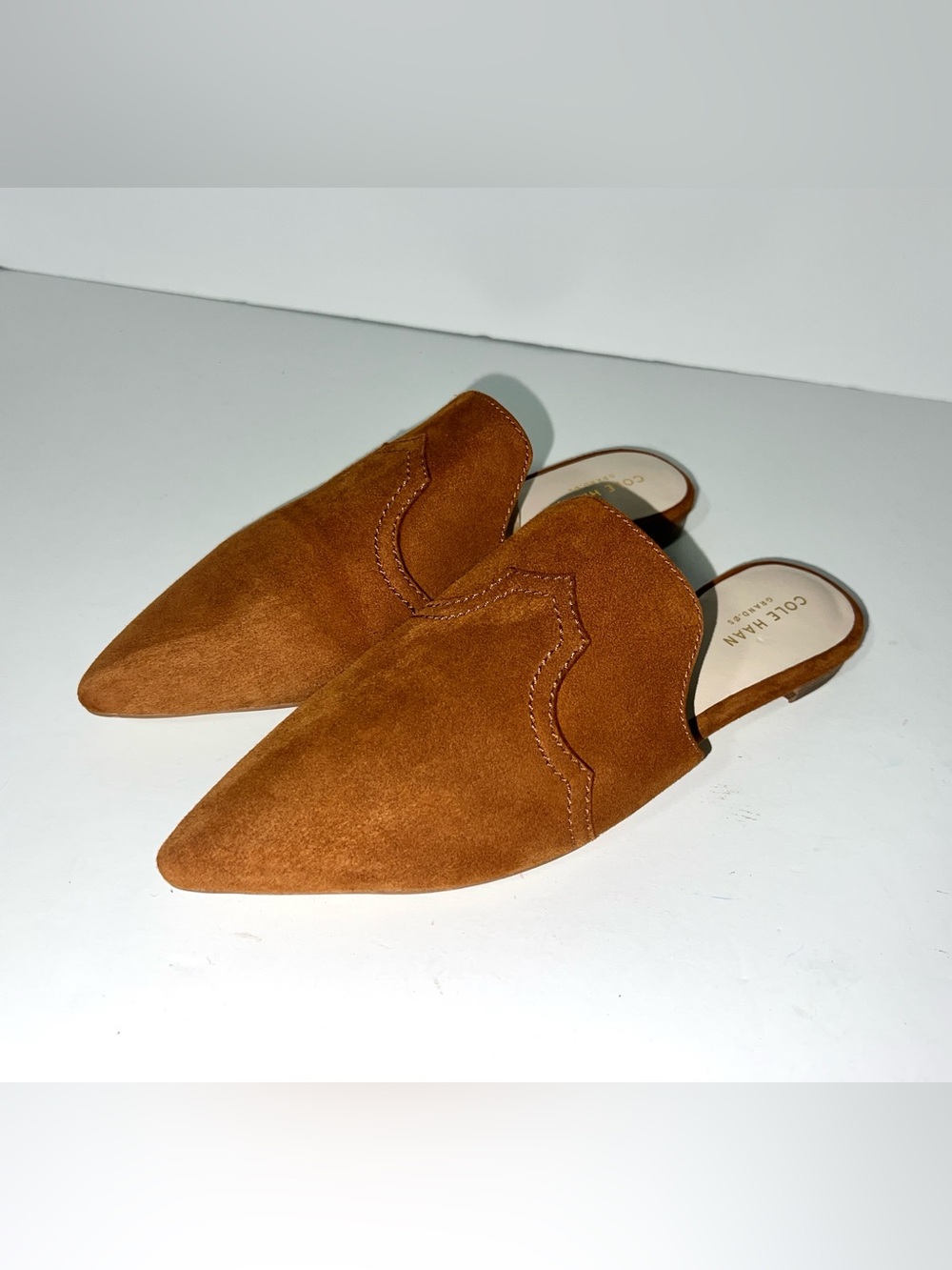 Cole Haan Handley Grand.OS Brown Suede Pointed Toe Mules / Flats - Size 7B
